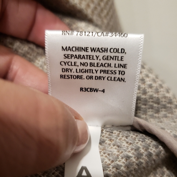 Eileen Fisher Organic Linen and Cotton Collarless Blazer - L - Picture 7 of 7